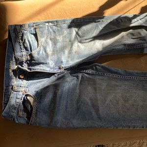 Lightly worn flypaper 29x32 jeans.
